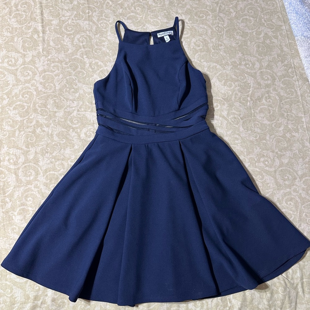 Elegant Navy Blue Sleeveless Dress